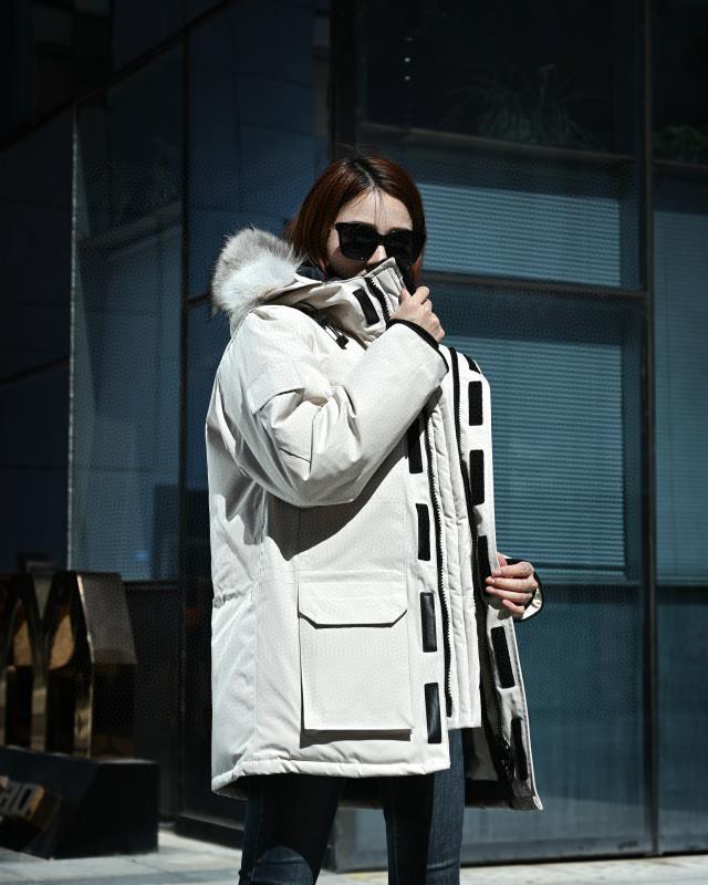 Canada Goose カナダグース 人気モデル08 ホワイトダックダウン ダウンジャケット ユニセックス