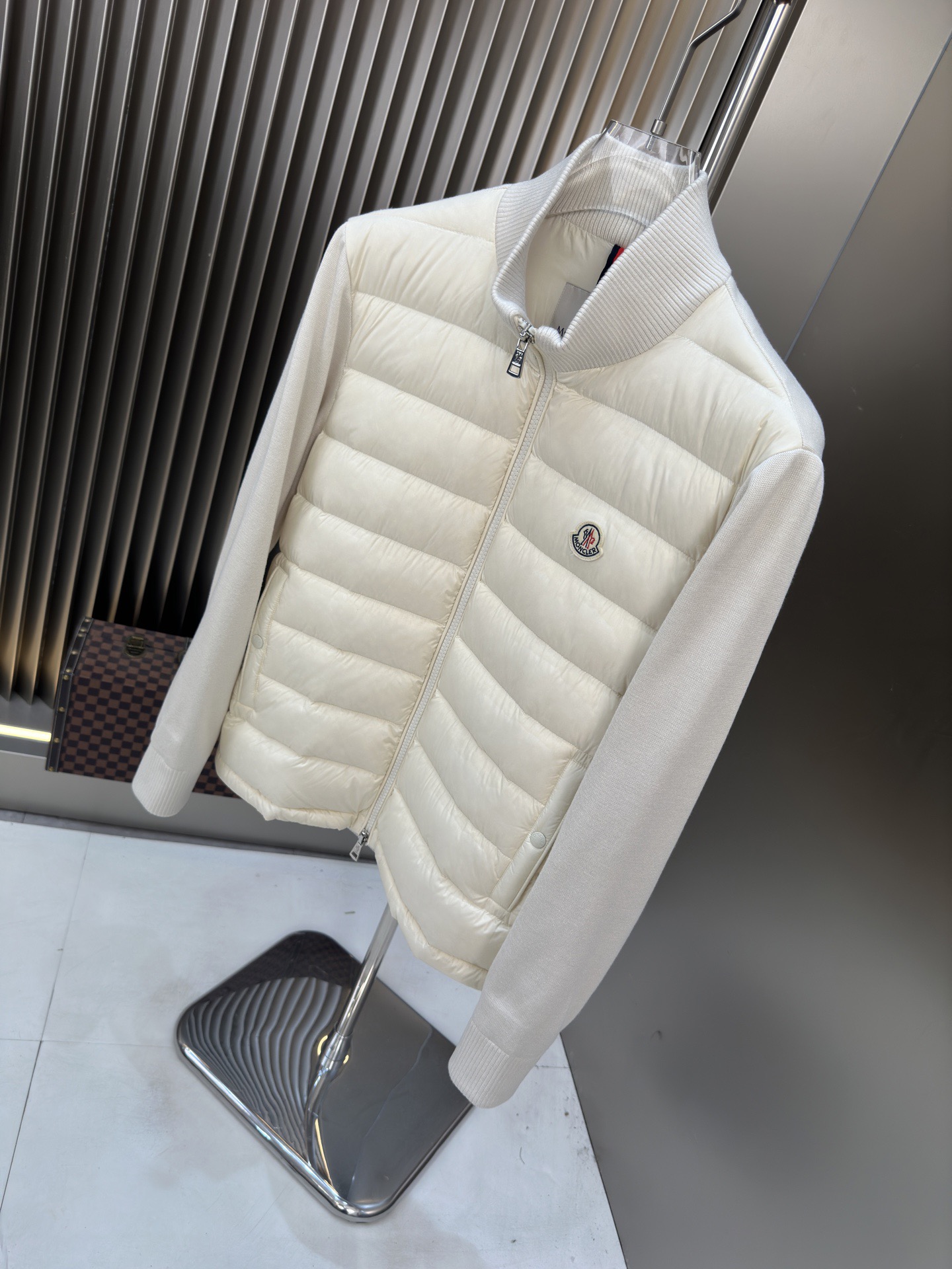 Moncler（モンクレール） 2025年最新作 ファッションデザイナーズモデル ダウン×ニットジャケット