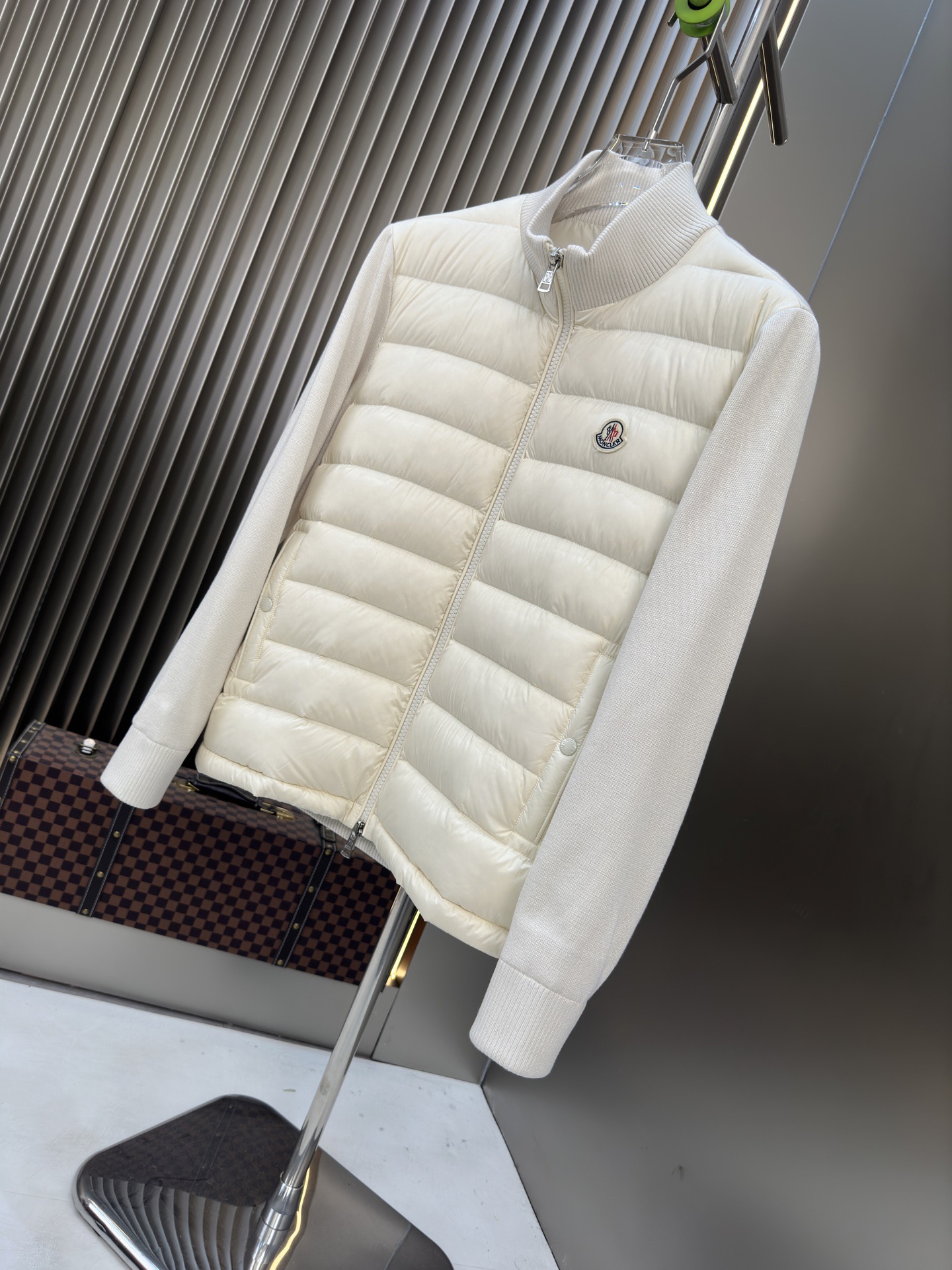 Moncler（モンクレール） 2025年最新作 ファッションデザイナーズモデル ダウン×ニットジャケット