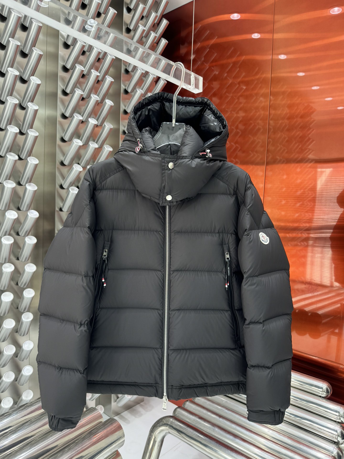 Moncler（モンクレール） 2025年最新作 ファッションデザイナーズモデル ダウンジャケット