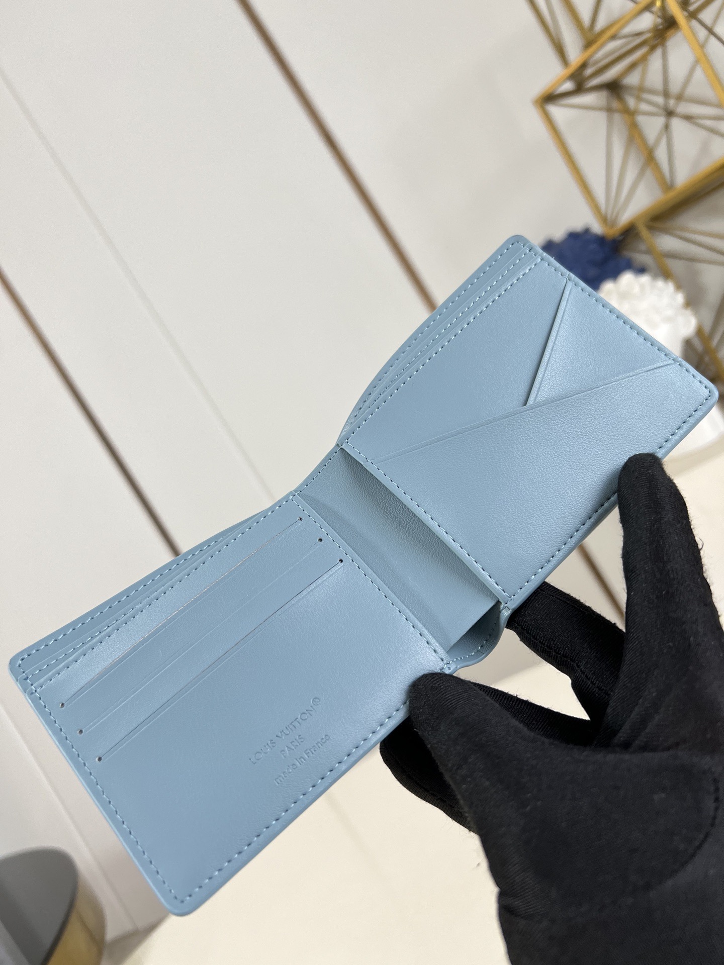 日本完売【LV】 Multiple ウォレット M14802 アイスブルー 財布