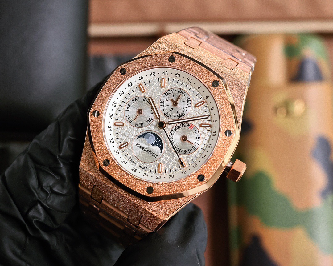 Audemars Piguet AP オーデマピゲ ロイヤルオーク シリーズ 複雑機能万年暦腕時計 26574ST.OO.1220ST.01