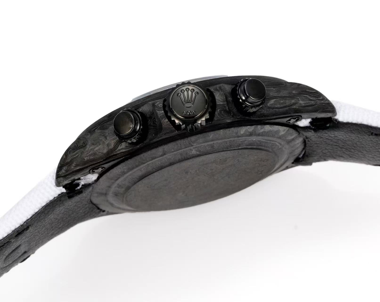 ROLEX（ロレックス）機械式腕時計 デイトナ カーボンファイバー カスタムエディション  40MM 腕時計