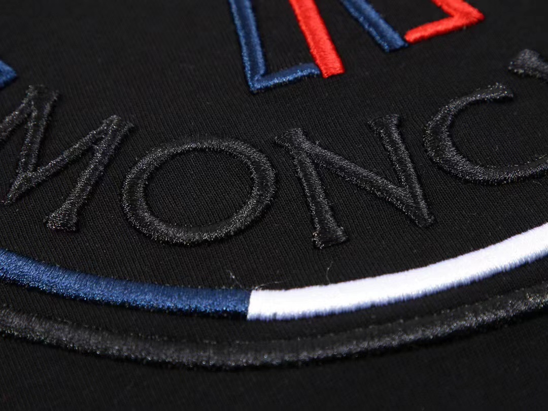 【2024】【MONCLER 公式旗艦店】モンクレール Tシャツ ご好評に付き再入荷！