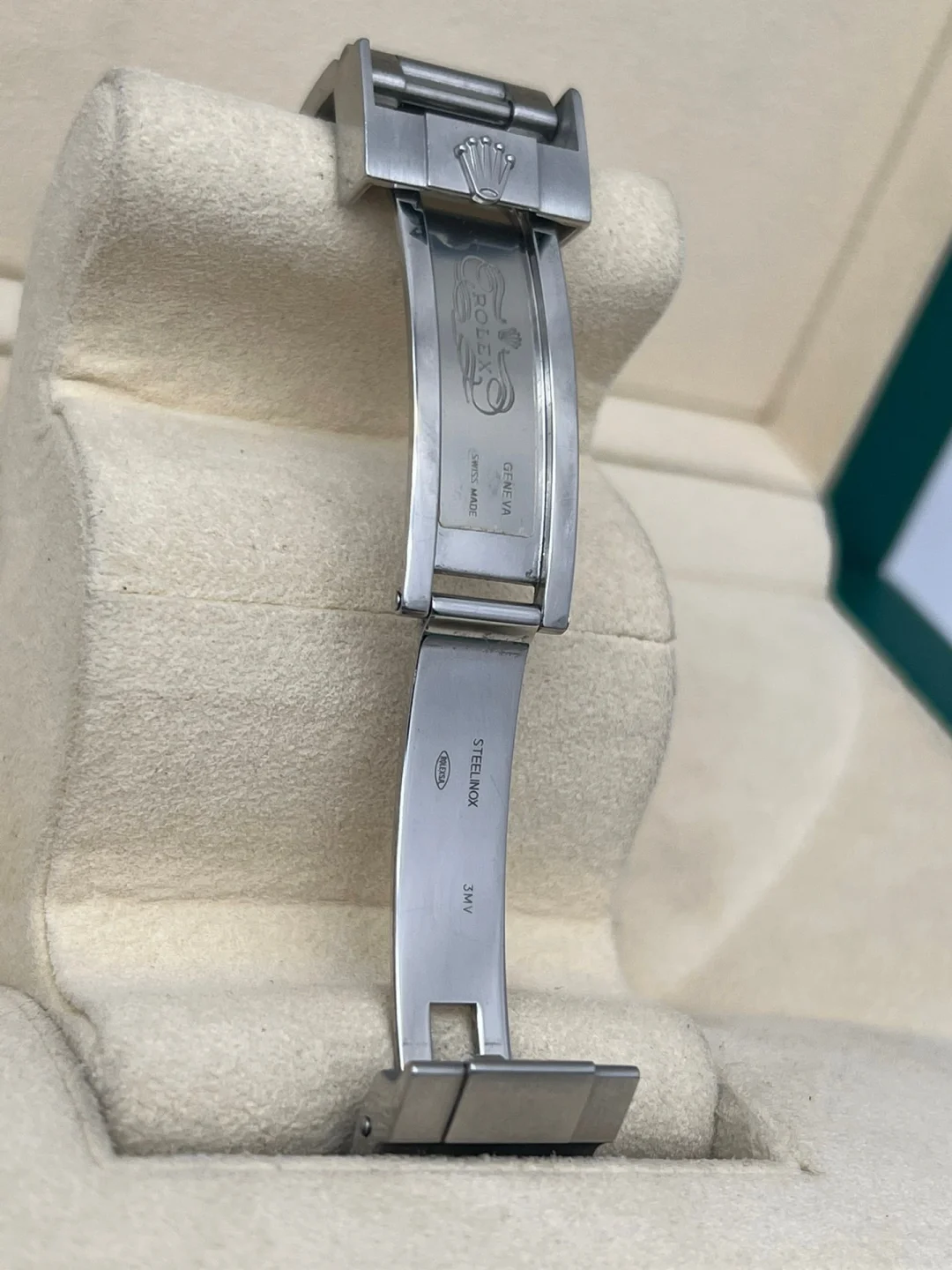 シードゥエラー  43MM時計