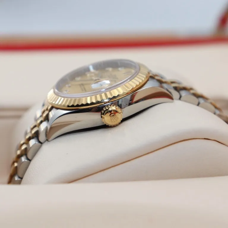 デイトジャスト 28MM時計