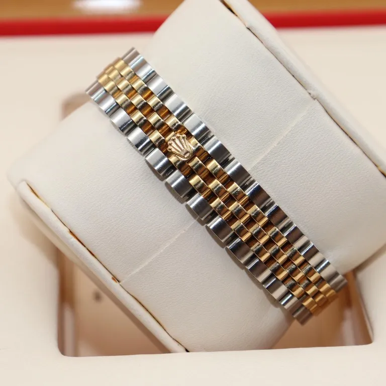 デイトジャスト 28MM時計