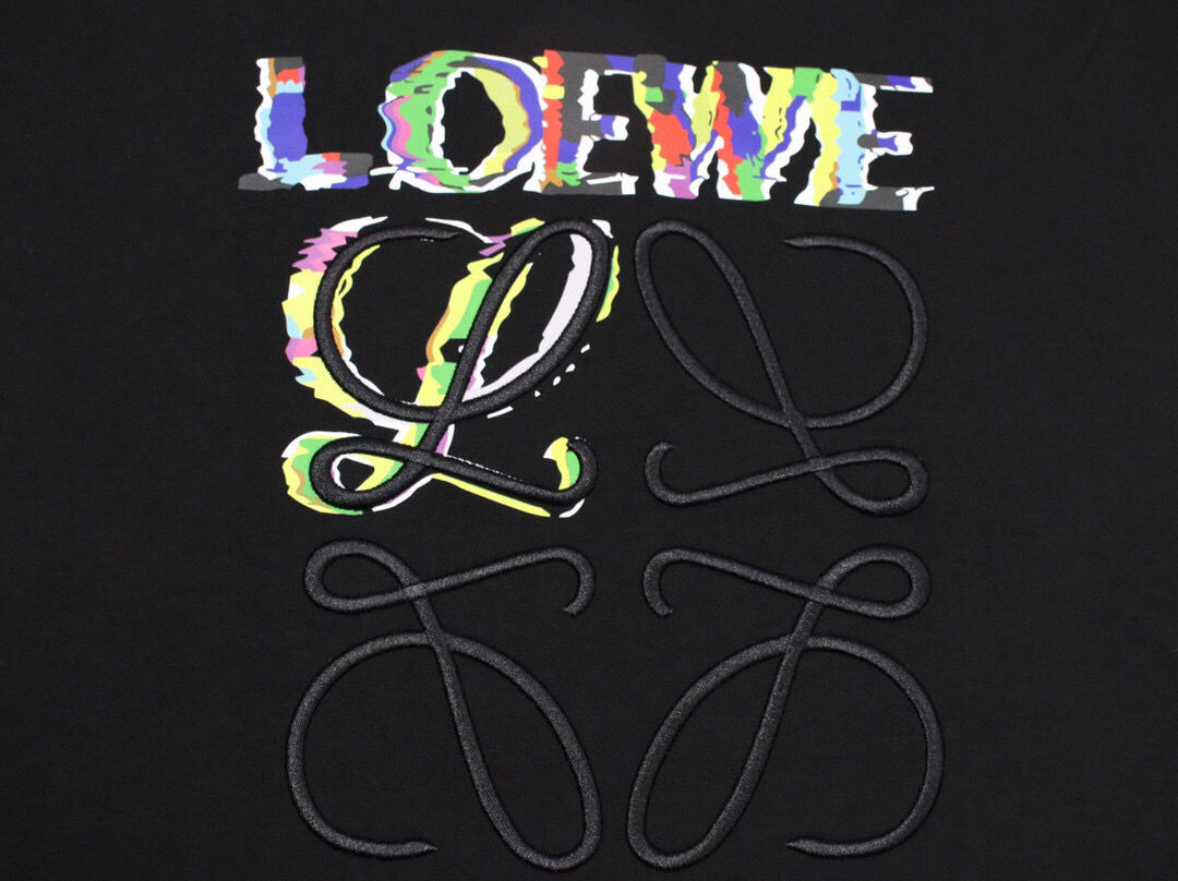 【Loewe】（ロエベ）男女兼用、ご好評に付き再入荷！