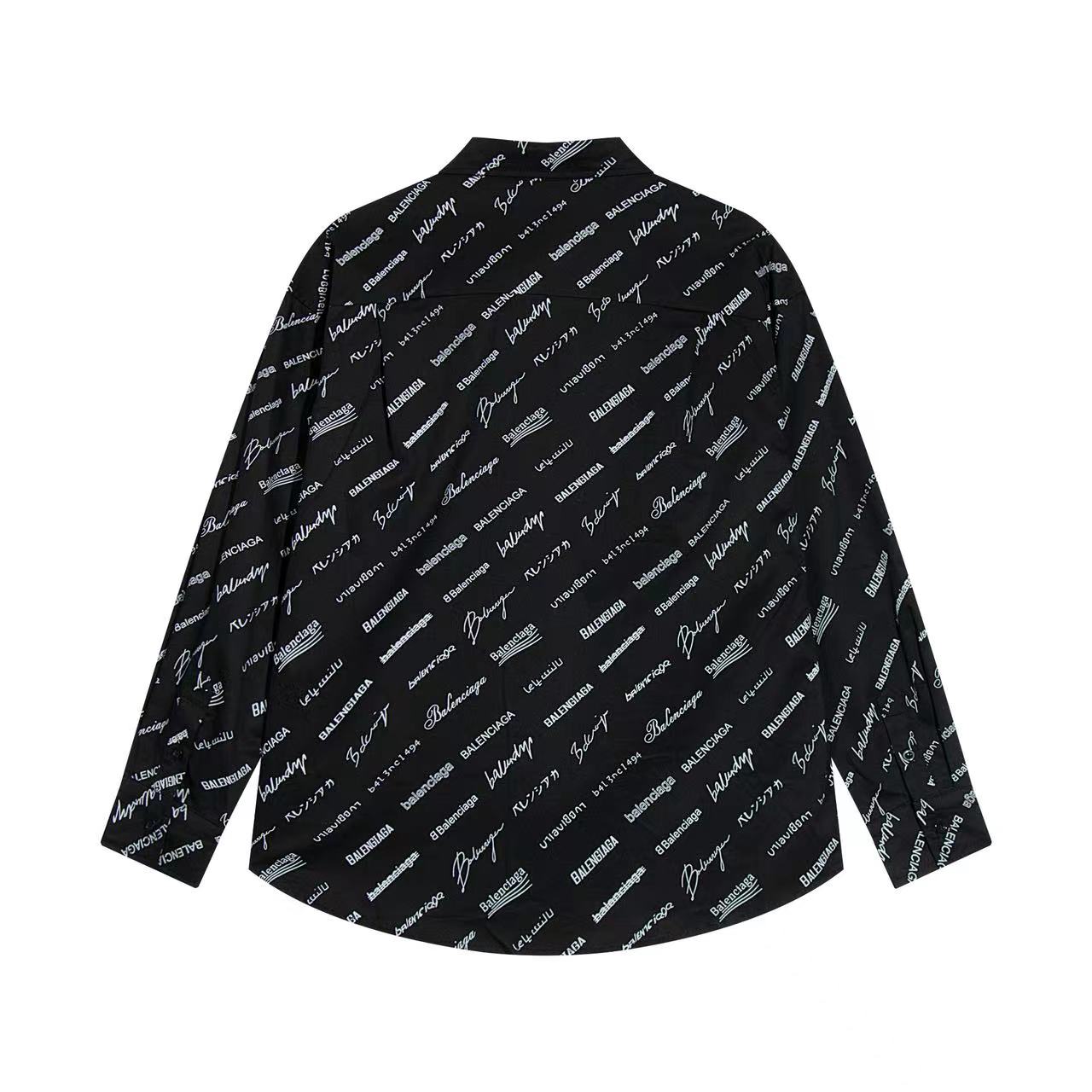 【Balenciaga 旗艦店】ご好評に付き再入荷！！