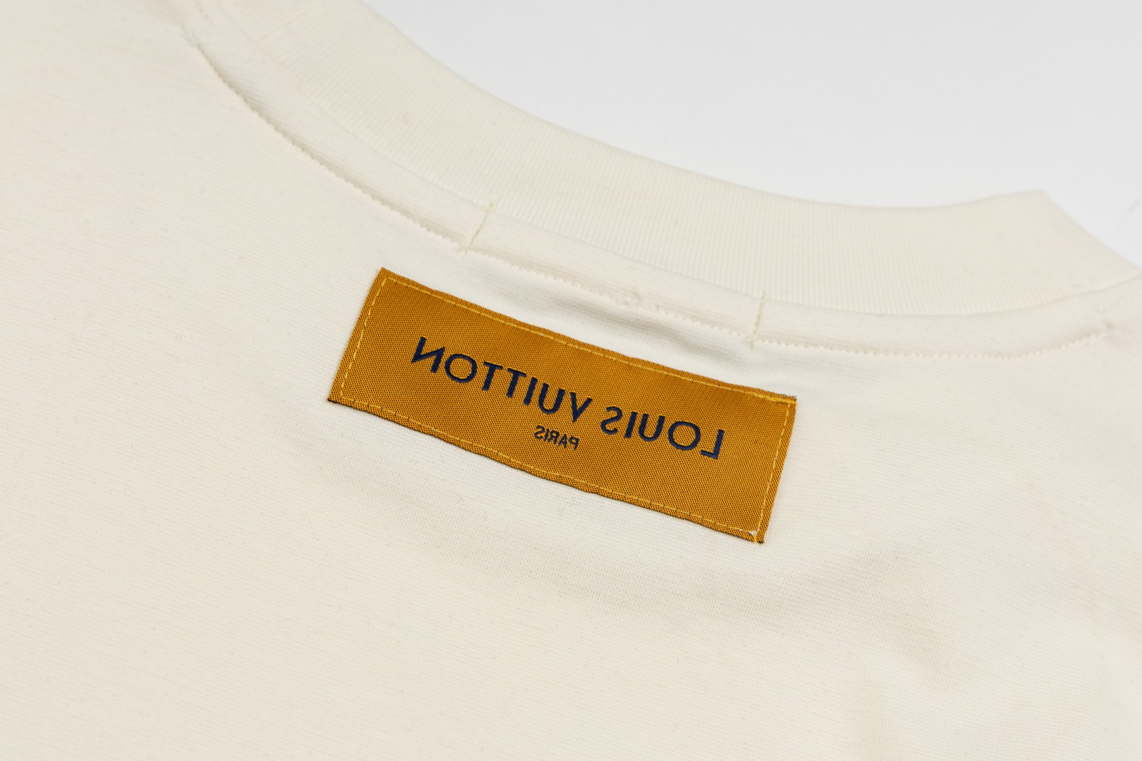 【LOUIS VUITTON 公式旗艦店】ルイヴィトン 半袖Tシャツ ご好評に付き再入荷！