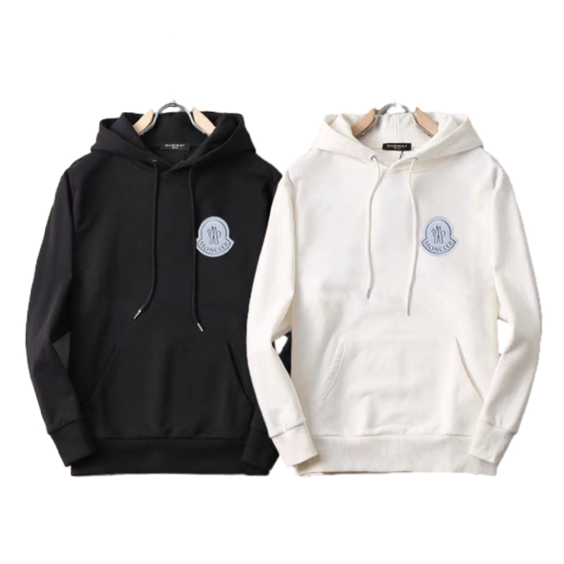 【MONCLER 公式旗艦店】ご好評に付き再入荷！！