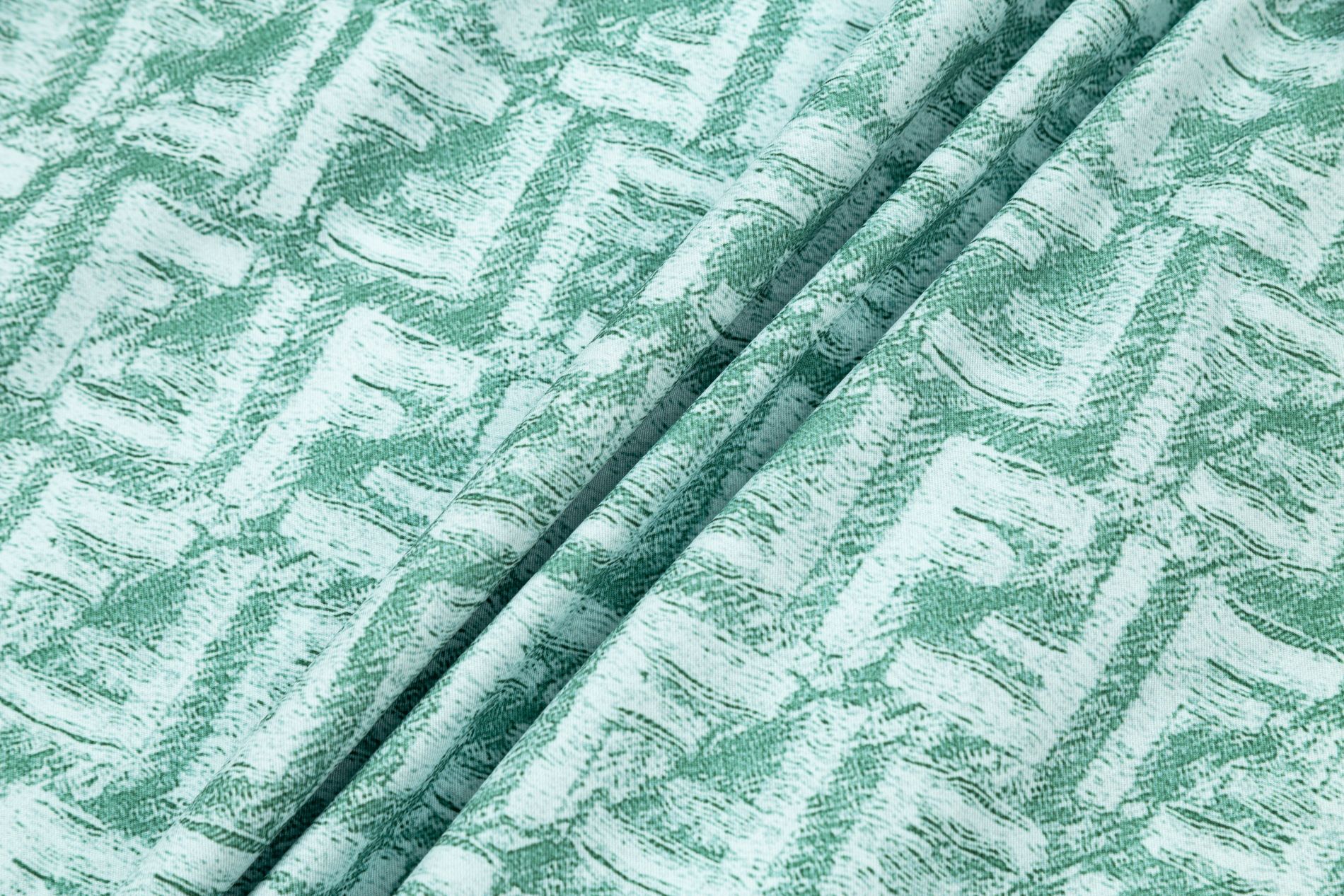 【FENDI 公式旗艦店】着好評に付き再入荷！