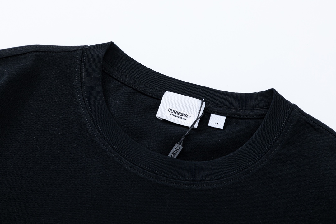 【BURBERRY 公式旗艦店】バーバリー Tシャツ ご好評に付き再入荷！