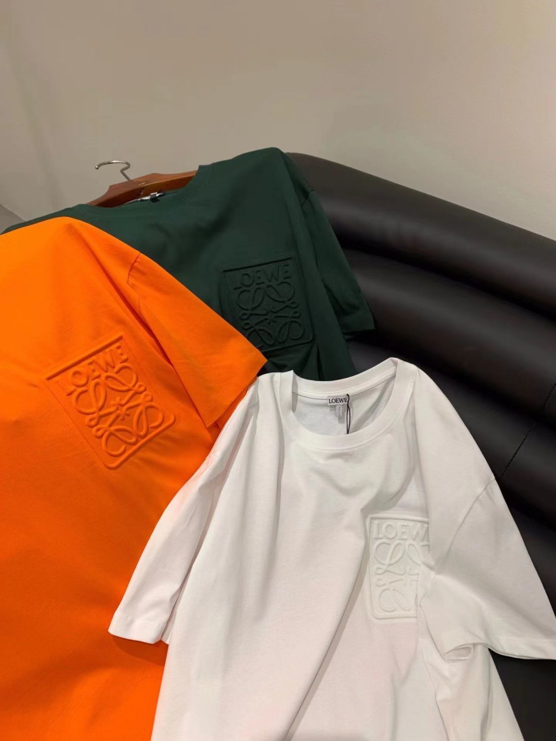 【LOEWE】(ロエベ)男女兼用、ご好評に付き再入荷!