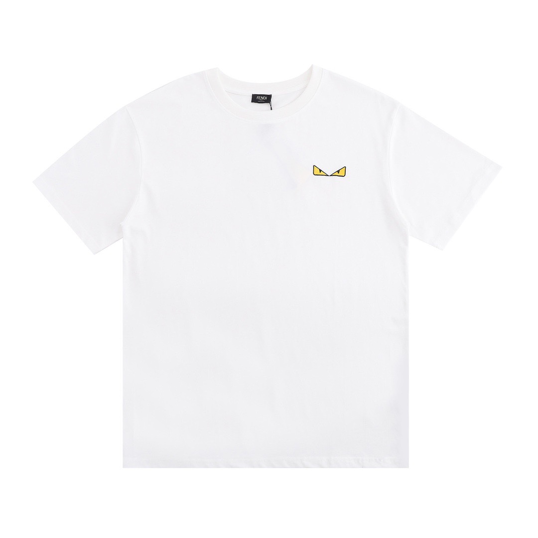 【FENDI 公式旗艦店】フェンディ Tシャツ ご好評に付き再入荷！黒 白