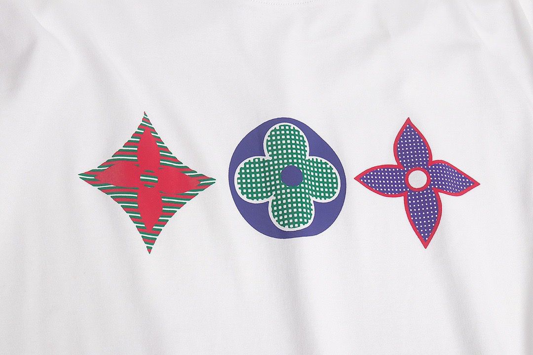 【LOUIS VUITTON】（ルイヴィトン）半袖 男女兼用