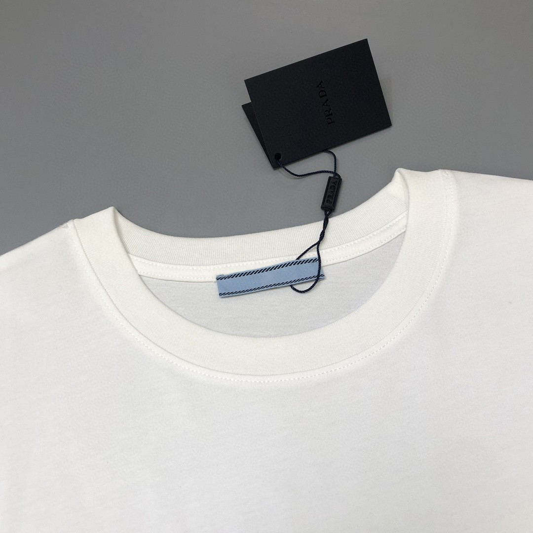 【BALENCIAGA】（バレンシアガ ）半袖 ご好評に付き再入荷！