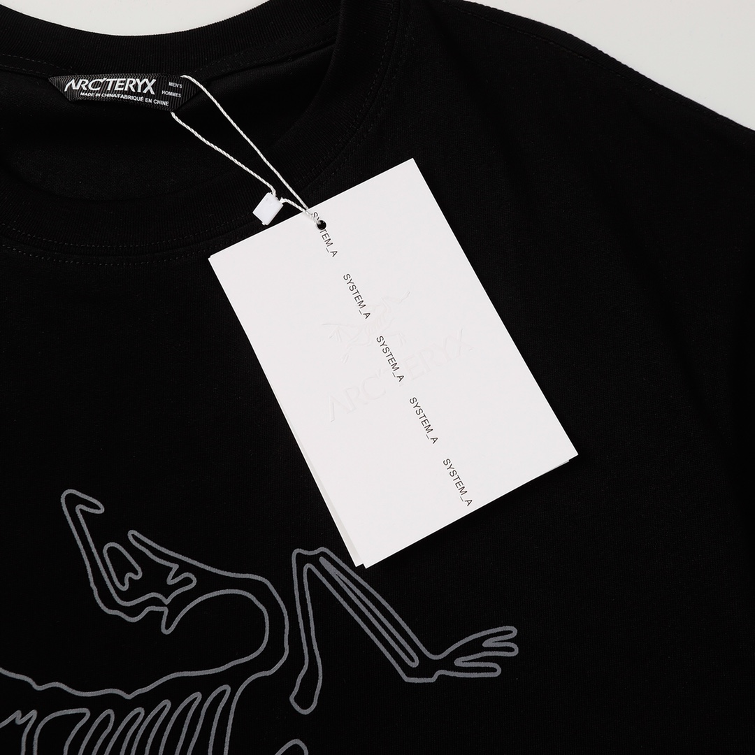 ARC’TERYX＊プリントロゴグラフィック 24SS Tシャツ ユニセックス