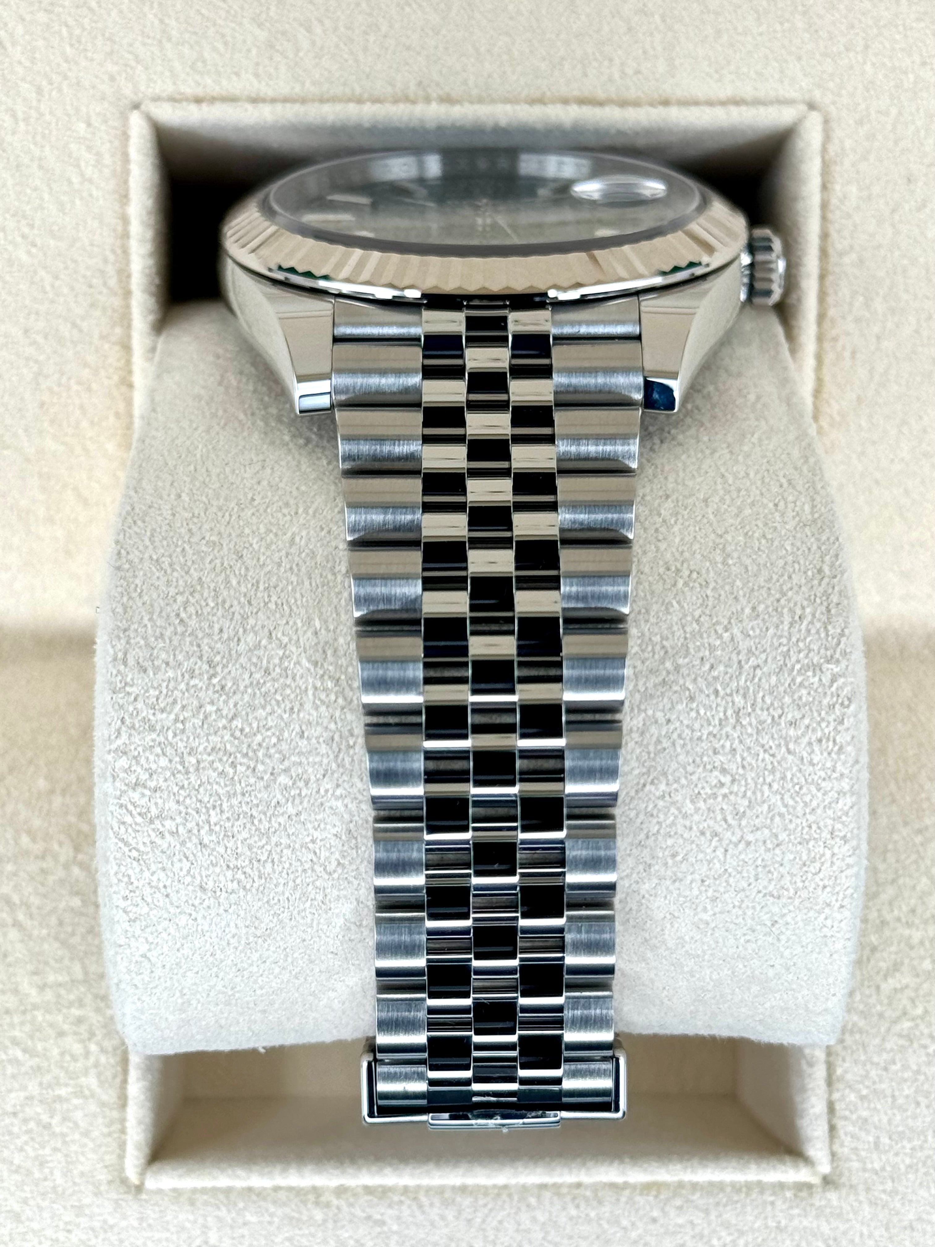 NEW 2024ロレックスデイトジャスト41ミリメートル126334ステンレススチールジュビリーグリーンダイヤル