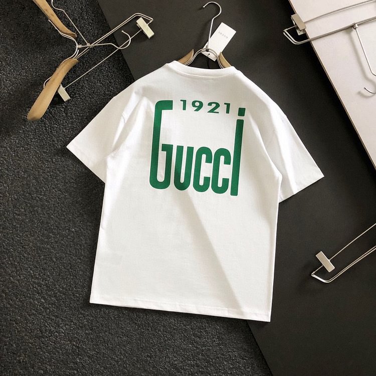 【Gucci 】（グッチ）半袖 男女兼用、ご好評に付き再入荷！