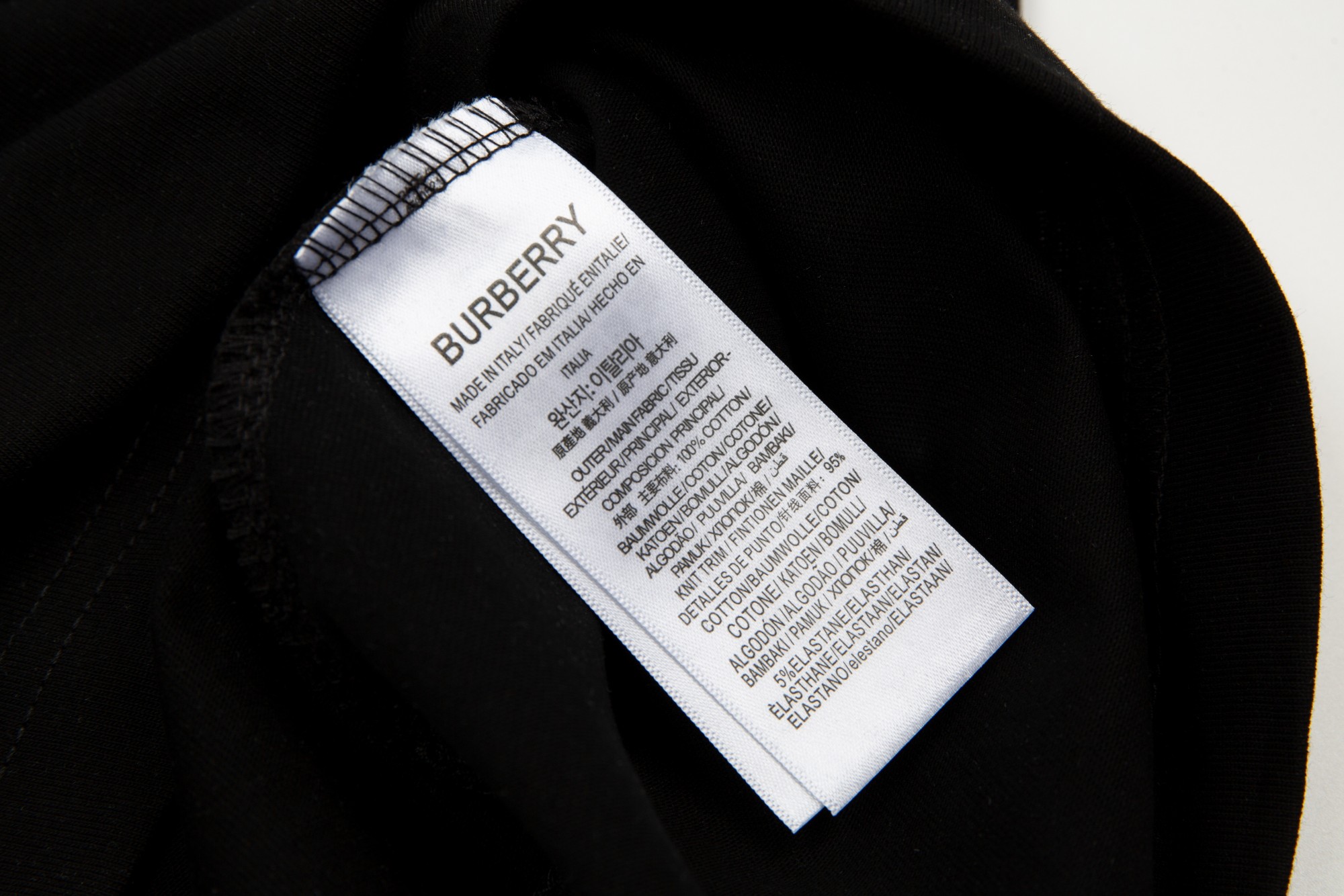 【BURBERRY 公式旗艦店】バーバリー Tシャツ ご好評に付き再入荷！