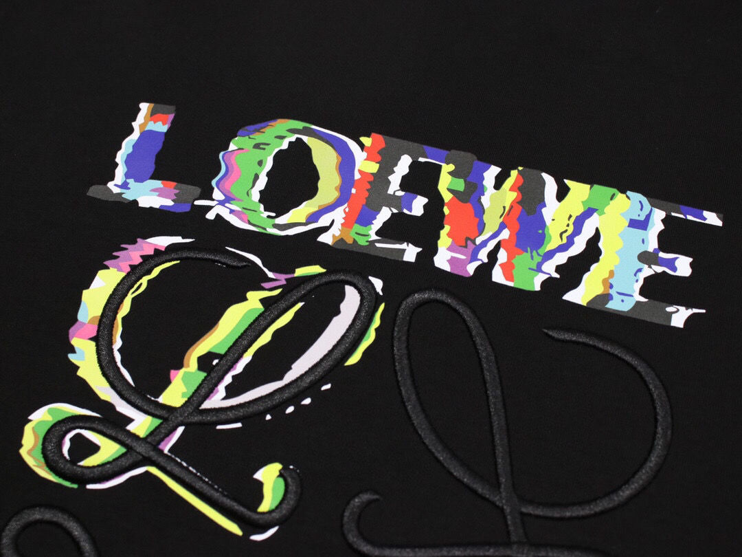 【Loewe】（ロエベ）男女兼用、ご好評に付き再入荷！