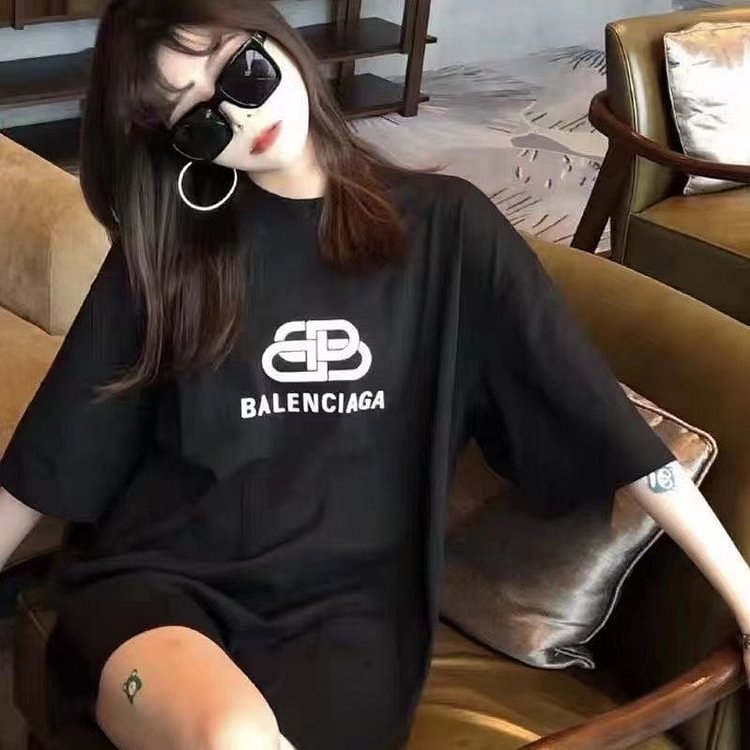 【BALENCIAGA】（バレンシアガ ）半袖 男女兼用