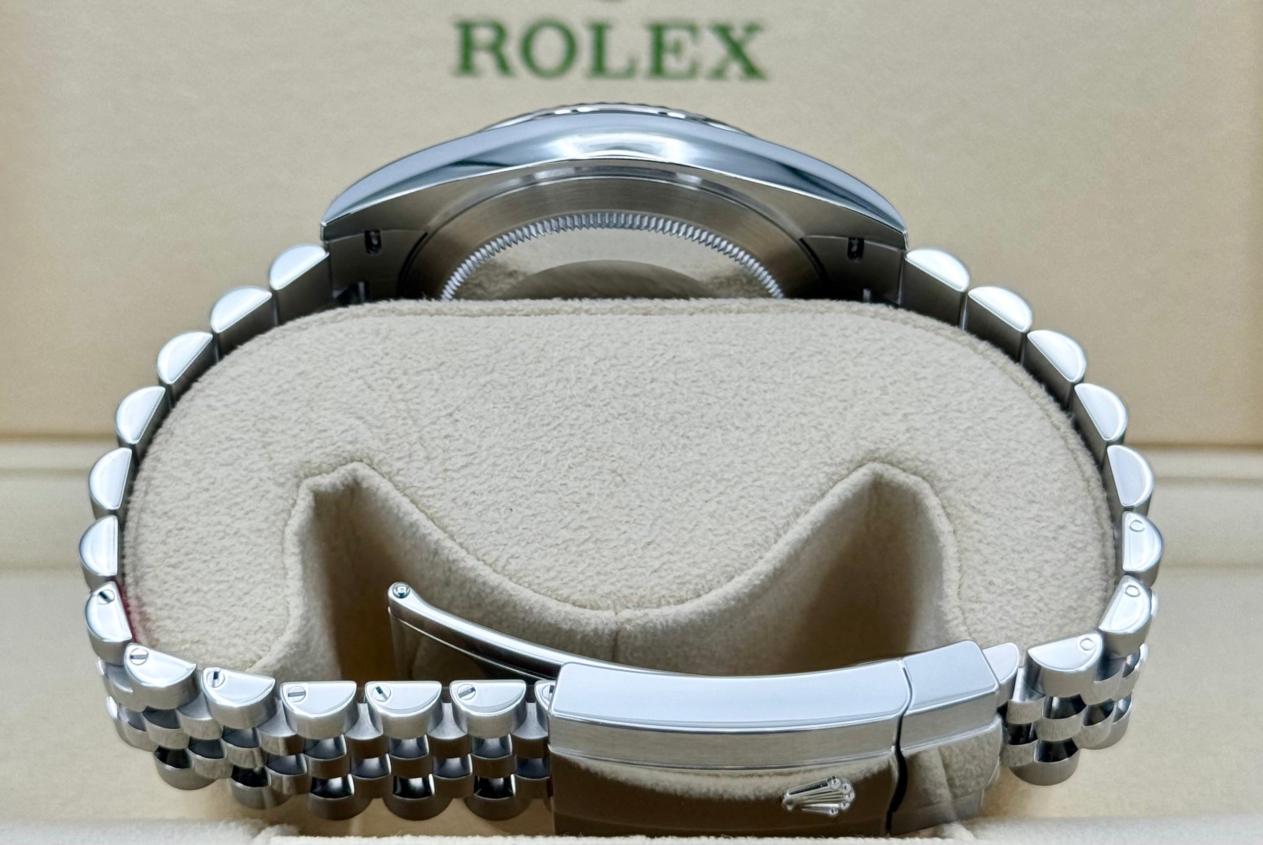 NEW 2024ロレックスデイトジャスト41ミリメートル126334ステンレススチールジュビリーグリーンダイヤル