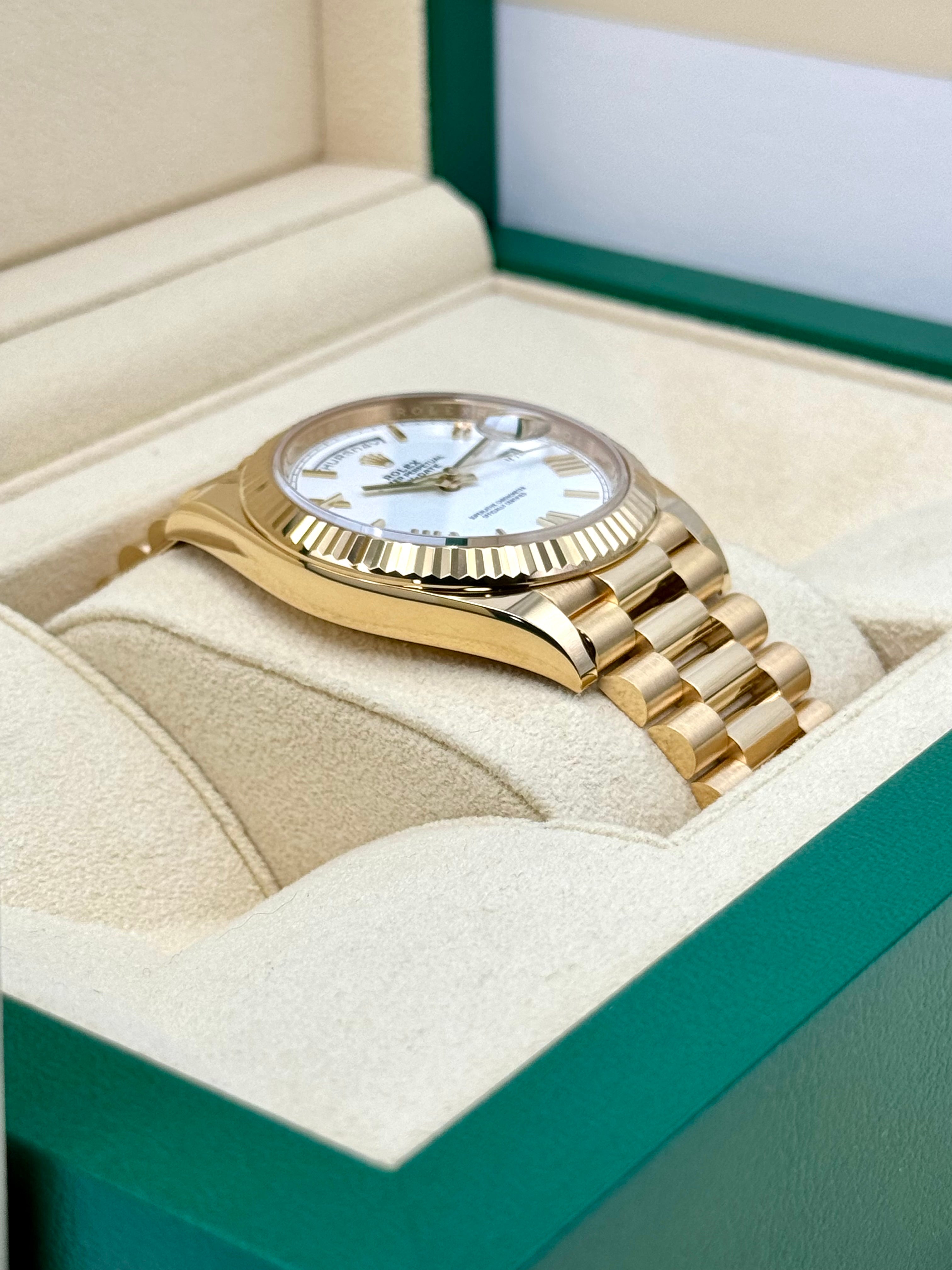 2022 ロレックス デイデイト 40mm 228238 プレジデンシャル ホワイトダイヤル