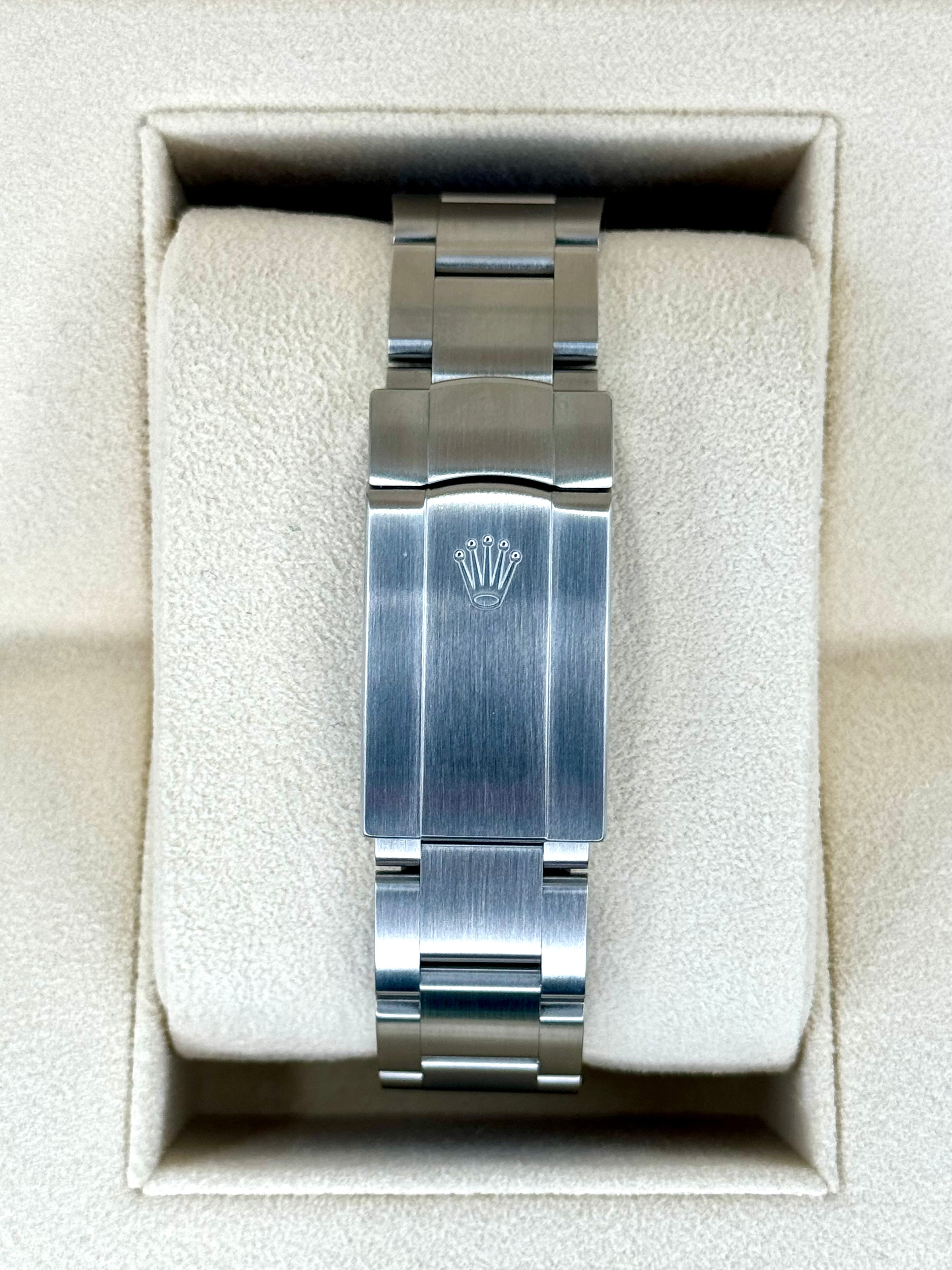 NEW 2024 ロレックス オイスターパーペチュアル 36mm 126000 グリーンダイヤル