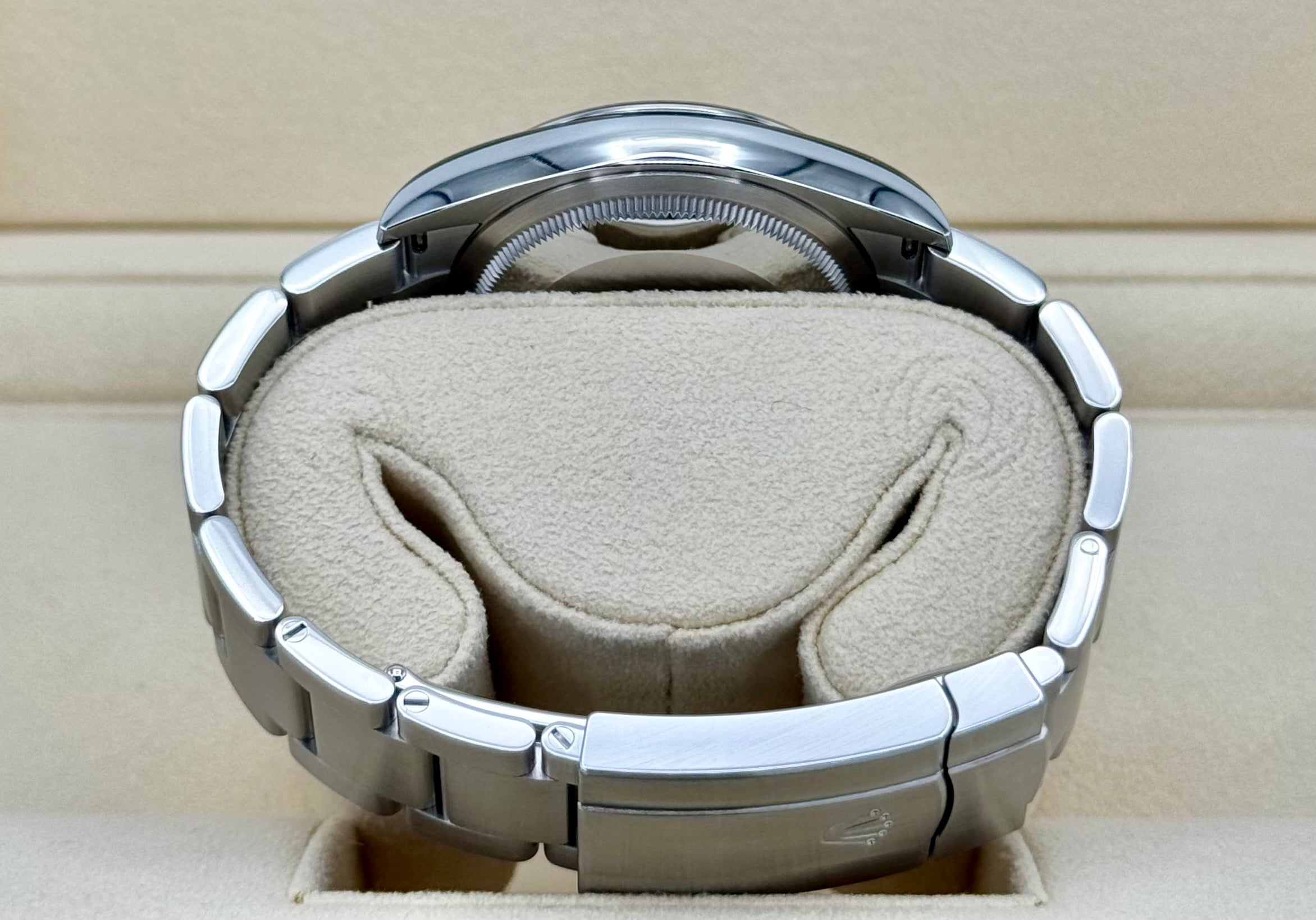 NEW 2024 ロレックス オイスターパーペチュアル 36mm 126000 グリーンダイヤル