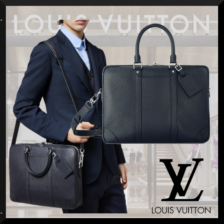 《新作登場☆》ルイヴィトン ポルト ドキュマン・ヴォワヤージュ M30975