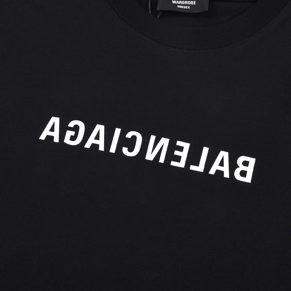 【BALENCIAGA】（バレンシアガ ）半袖Tシャツ 男女兼用