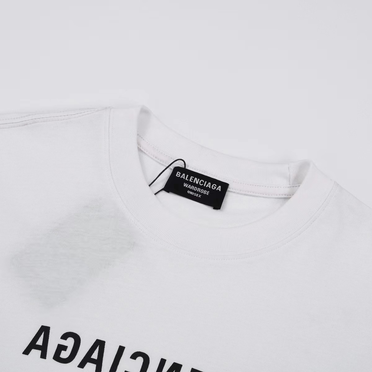 【BALENCIAGA】（バレンシアガ ）半袖Tシャツ 男女兼用