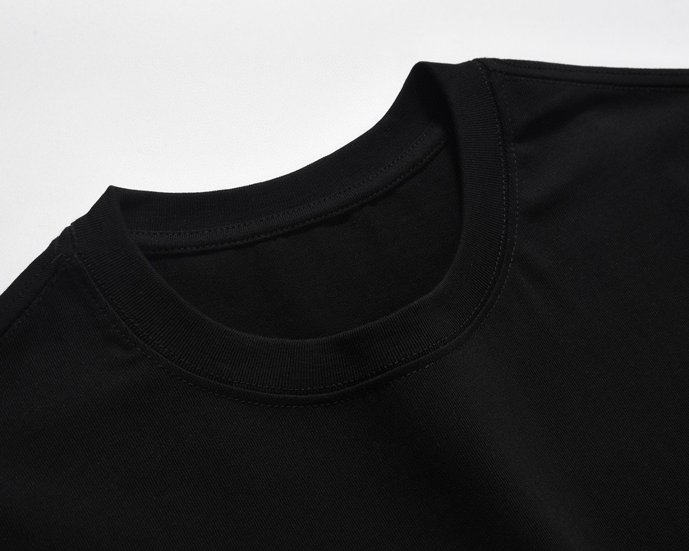 【CHANEL】（シャネル）半袖 男女兼用、ご好評に付き再入荷！