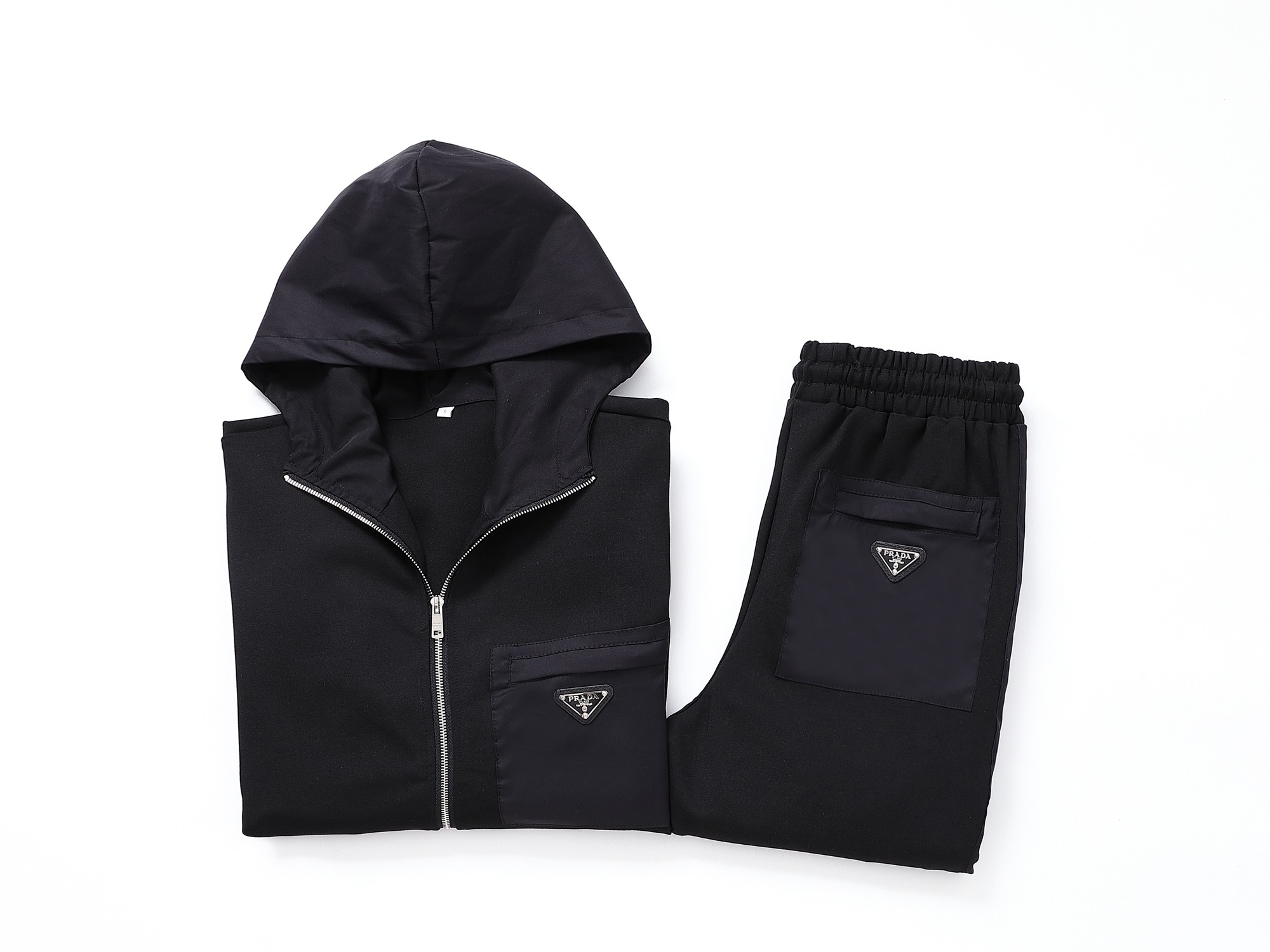 【Prada】( プラダ ) 【即日出荷】ご好評に付き再入荷!