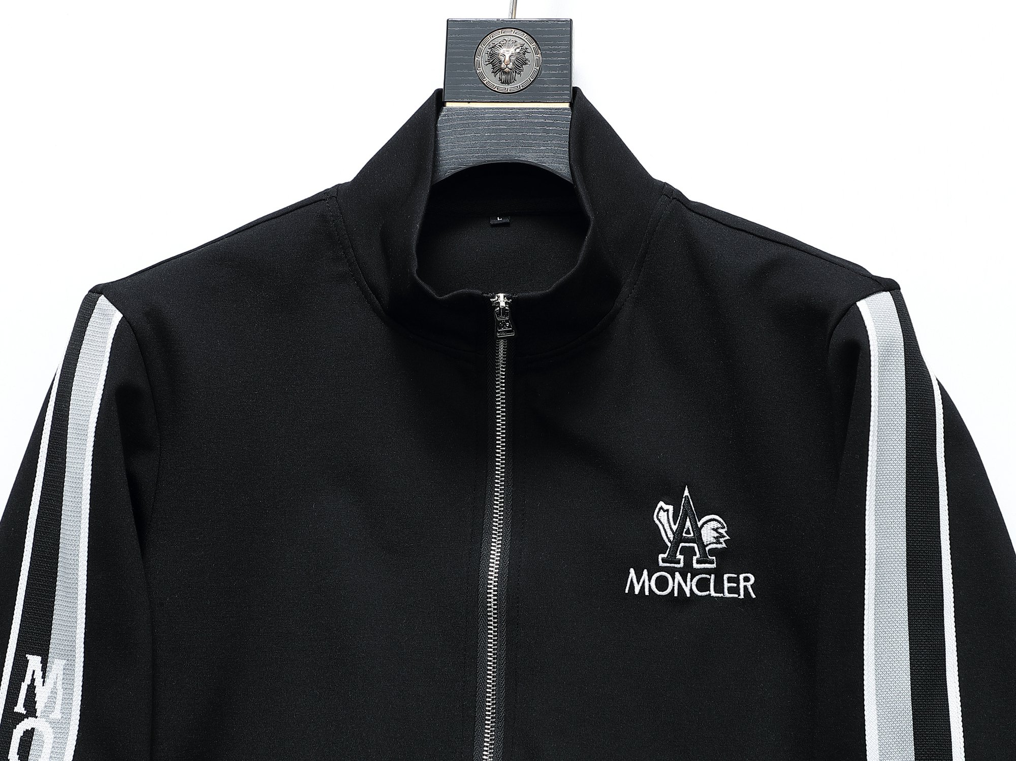 【MONCLER】モンクレール、【即日出荷】ご好評に付き再入荷！