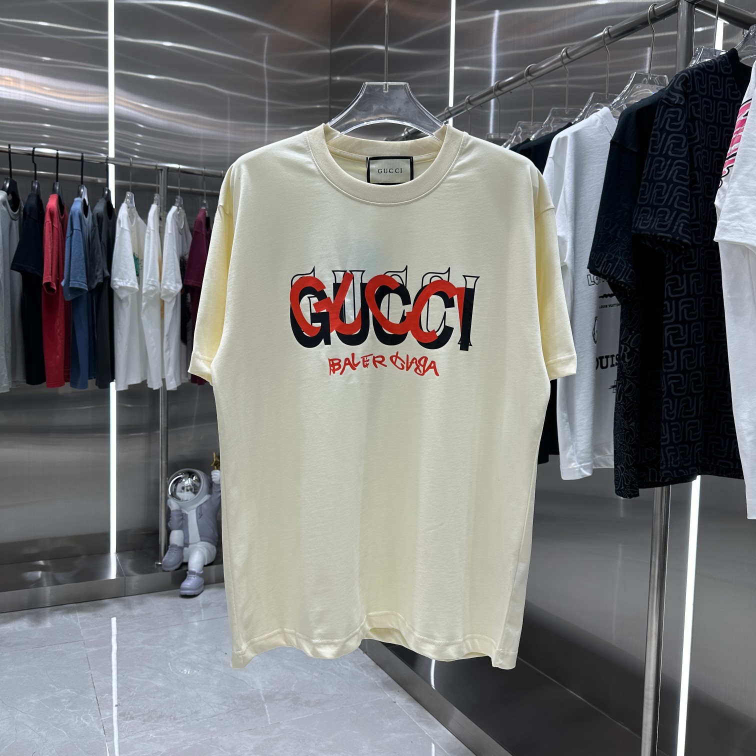 【GUCCI 公式旗艦店】クッチ Tシャツ ご好評に付き再入荷！