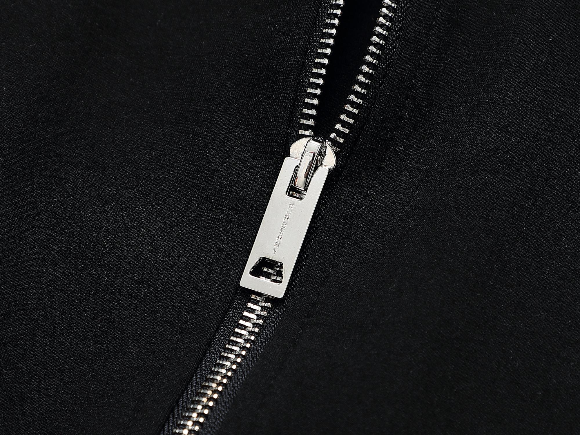 【BURBERRY公式旗艦店】ご好評に付き再入荷！