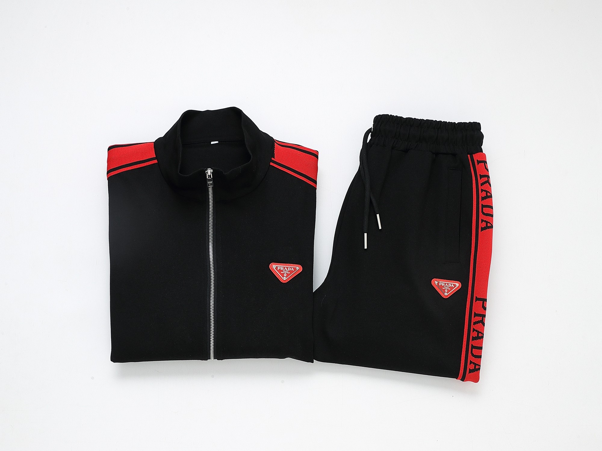 【Prada】( プラダ ) 【即日出荷】ご好評に付き再入荷!