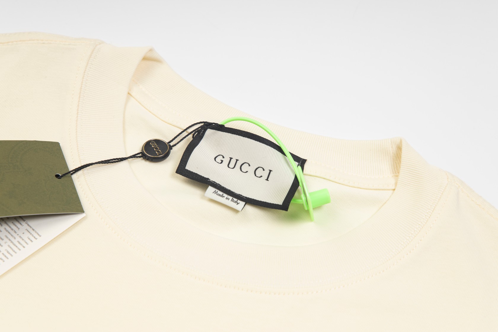 【GUCCI 公式旗艦店】クッチ Tシャツ ご好評に付き再入荷!