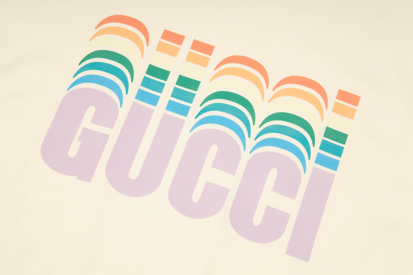 【GUCCI 公式旗艦店】クッチ Tシャツ ご好評に付き再入荷!