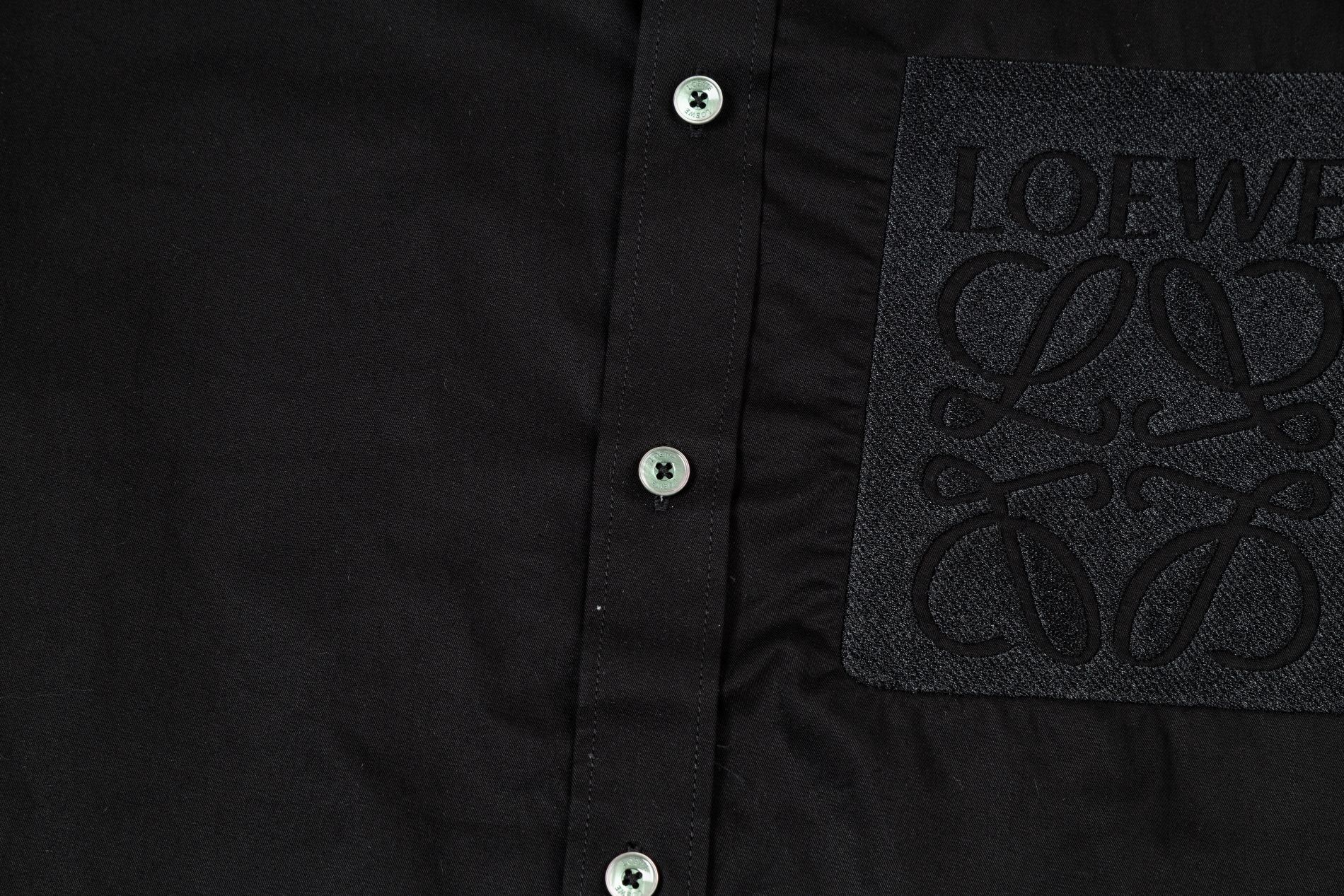 【 LOEWE旗艦店】ご好評に付き再入荷！！