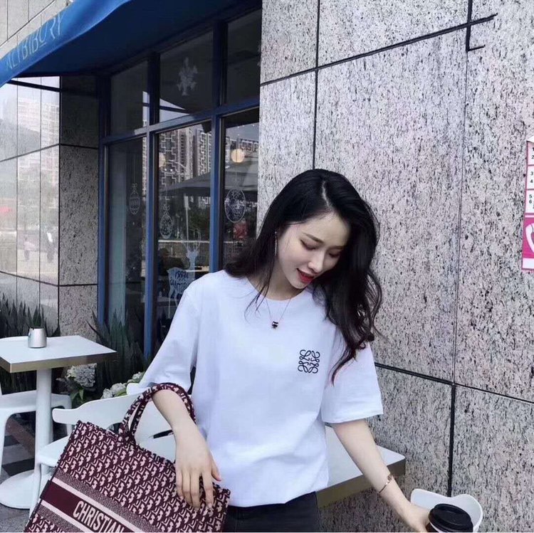 【Loewe】（ロエベ）男女兼用、ご好評に付き再入荷！