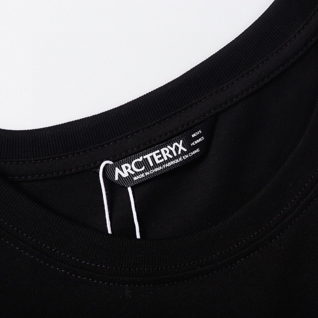 ARC’TERYX ロゴ ショートスリーブENDORPHIN 2024SS Tシャツ 2色