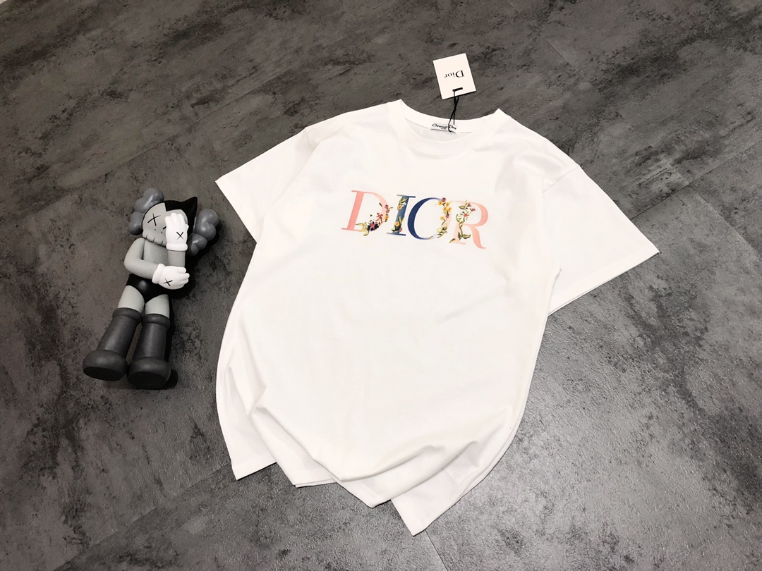 【 DIOR 公式旗艦店】ディオール Tシャツ ご好評に付き再入荷！