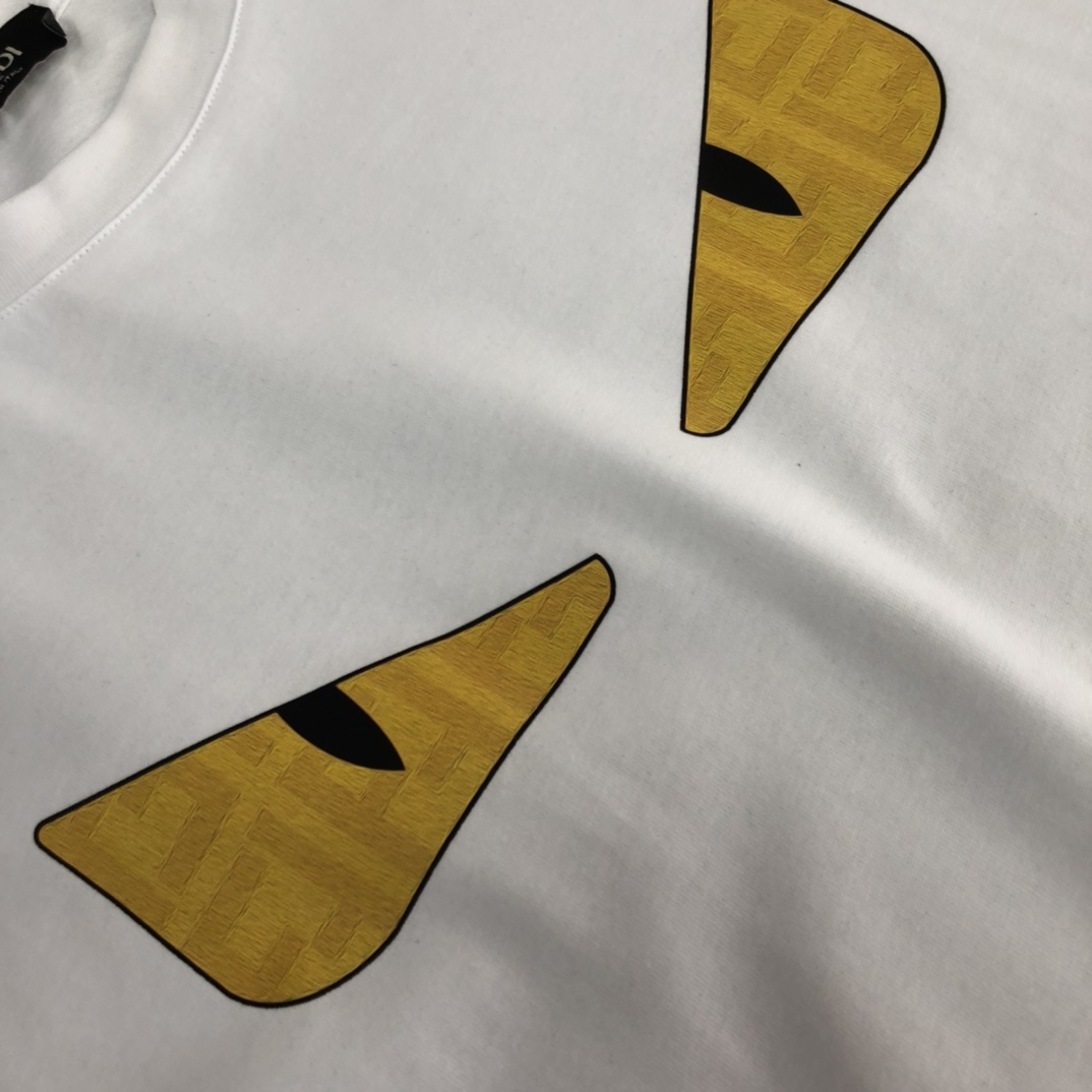 【FENDI】（フェンディ）【在庫あり】【即日出荷】半袖 男女兼用