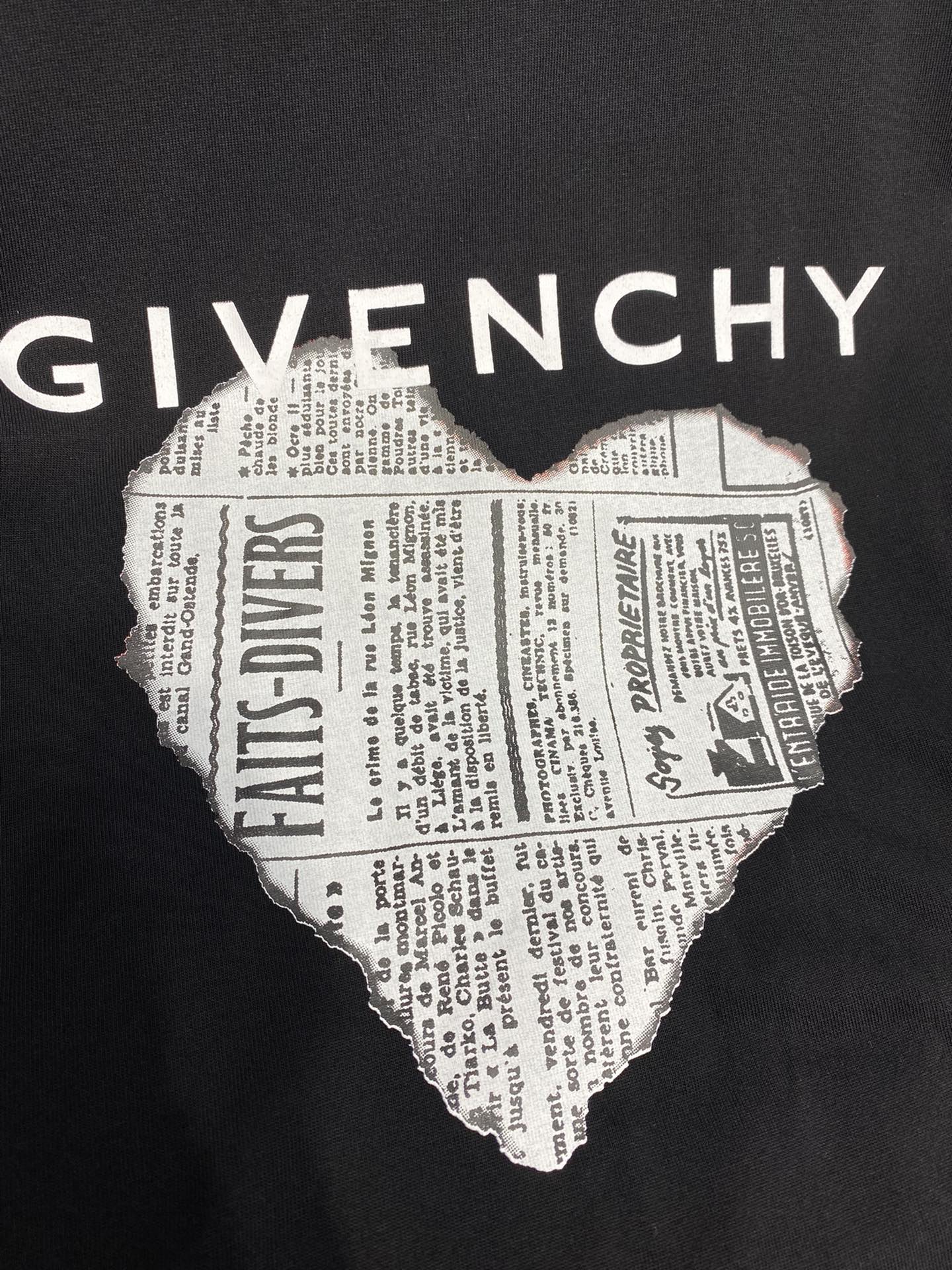 【GIVENCHY 公式旗艦店】 ジバンシー Tシャツ ご好評に付き再入荷！