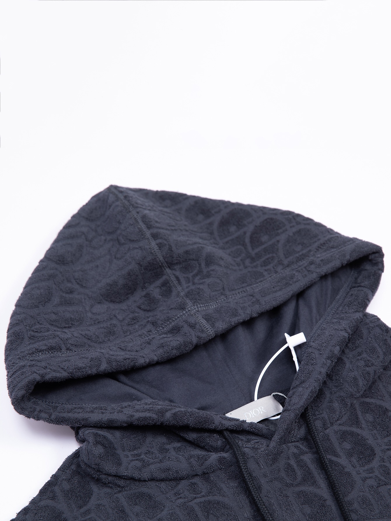 【 Dior 旗艦店】ご好評に付き再入荷!!