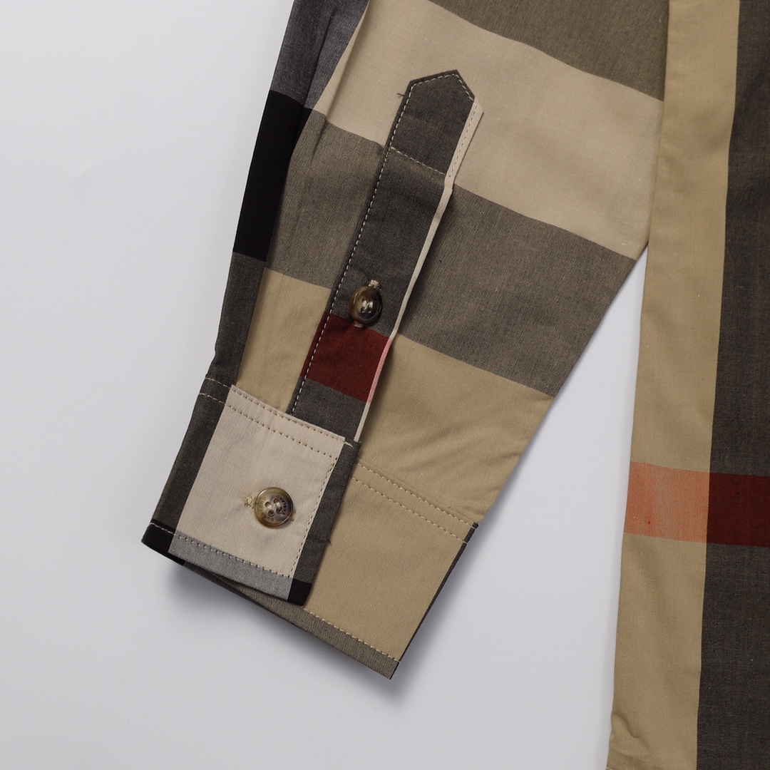 【BURBERRY  公式旗艦店】バーバリー  シャツ ご好評に付き再入荷！